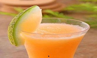 怎么喂猫咪吃哈密瓜汁,营养美味两不误