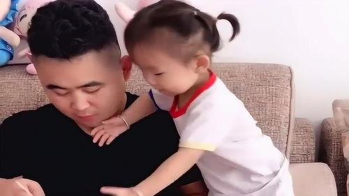 萌娃吃瓜特效,萌态百出，特效瞬间萌化人心