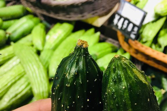 吃瓜群众购买黄瓜,吃瓜群众黄瓜购买热潮背后的故事