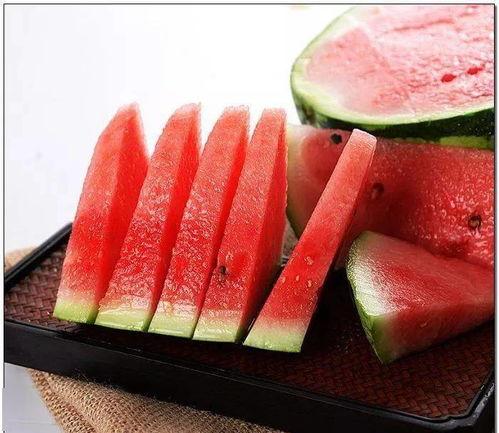 吃瓜中照片,揭秘吃瓜群众背后的故事