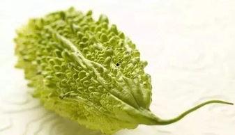 立夏过后吃瓜图片,夏日清凉新风尚