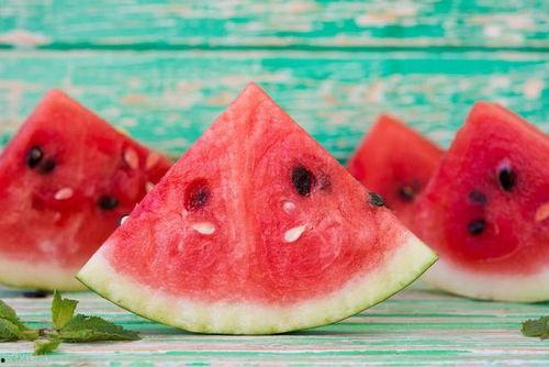 吃瓜可爱文案,揭秘那些让人捧腹的可爱吃瓜瞬间