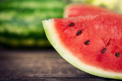 吃瓜可爱文案,揭秘那些让人捧腹的可爱吃瓜瞬间