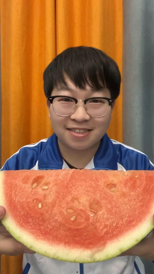 沉浸式吃无籽瓜,探索无籽瓜的奇幻食境