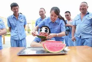 爱热闹吃瓜群众,揭秘娱乐圈幕后故事